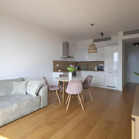 Appartement Skau Sky Park Pearl By Zaha Hadid 17 Floor Panoramic View Free Parking